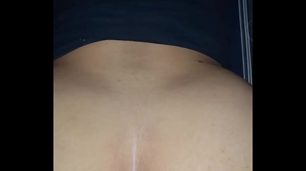 Image La puta del barrio Me dijo que le suba el volumen al TV para que los vecinos no escuchen sus gemidos y como le doy recio con mis huevos en su panocha!!!
