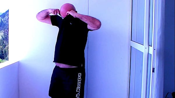 Image PREVIEW OF GETTING HARD ON THE BALCONY WITH AGARABAS AND OLPR