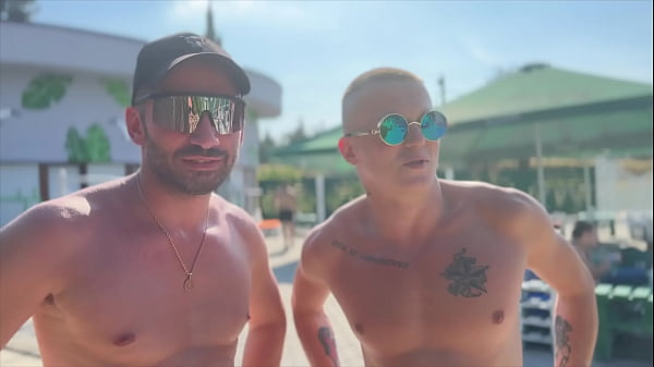Image Bi threesome - Gay couple shows Russian whore how they caress each other - got excited and joined them - 3.112