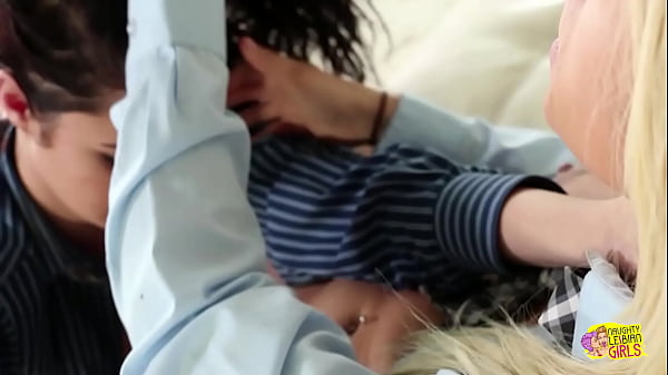 Image Kinky girls Brooklyn Rose and Brooke Summers try out lesbian games and cum like crazy