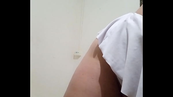 Image Sentei no consolo de frente e de costas, avisando quando ia gozar. (V&Iacute_DEO PERSONALIZADO). Parte 2/5
