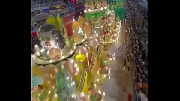 Image Ator carioca chupando cuzinho da In&ecirc_s Ventura de S&atilde_o Paulo numa festa no Rio de Janeiro.