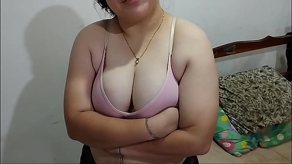 Image Me pide que use su co&ntilde_o antes de ba&ntilde_arse y que me corra en su co&ntilde_o
