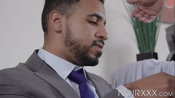Image Bearded jock Draven Navarro penetrates the deepest parts of my ass