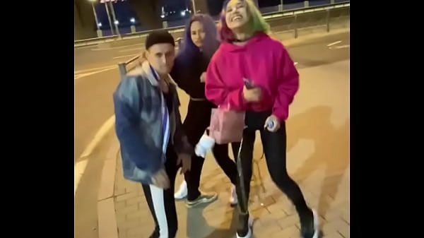 Image Girls surprised guy and sucked him off on boat