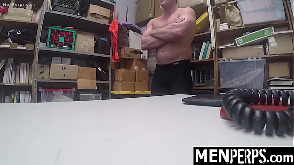 Image Mall Officer Recovered Stolen Mech from The Guy and Punishes Him - Menperps