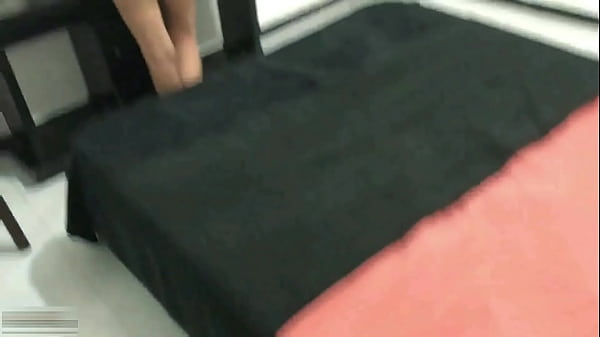 Image Hermanastra sue&ntilde_a con la polla de su hermanastro y se la follan DURO SIN CONDON