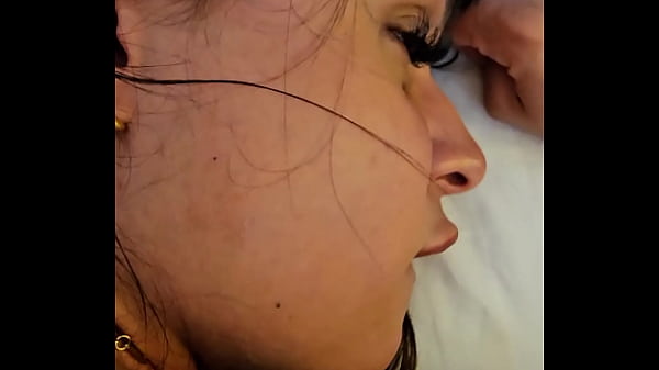Image Kalena Mitrak - Enxendo o cuzinho de por me sentindo usada