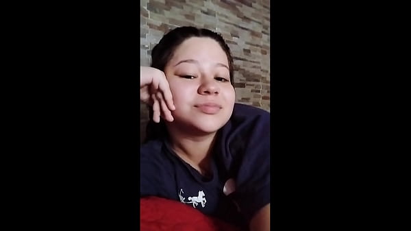 Image Estaba grabando y mi hermanastro lleg&oacute_ y me cogi&oacute_ tan duro, me lleno de leche My pussy