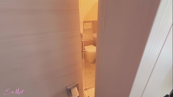 Image Spying on teen Stepsister in shower when she's shaving hairy pussy and get caught while jerking off - Eva Myst