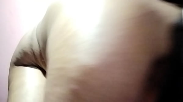Image girl naked and laid her on the bed and fucked her