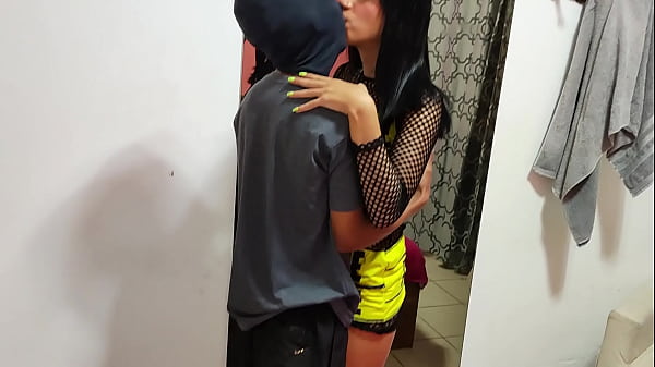 Image meu melhor amigo chegou de viajen agora ela tem peitos gostosos meti minha pika nela