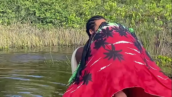 Image Corno manso n&atilde_o aguenta ver esposa sendo fodida no pelo por outro cara e chora