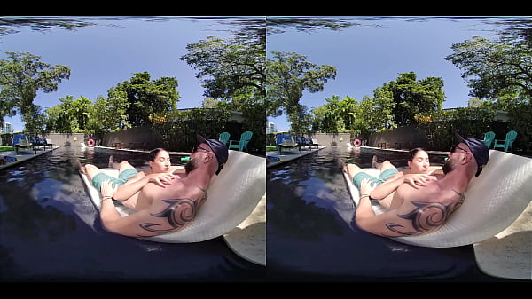 Image Let's Fuck by the Pool - Virtual Real Porn