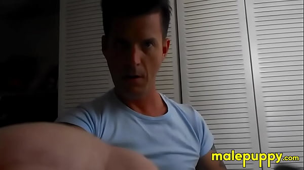 Image You are tempted by how the giant old man Jeff Drizzle flexes his big muscle