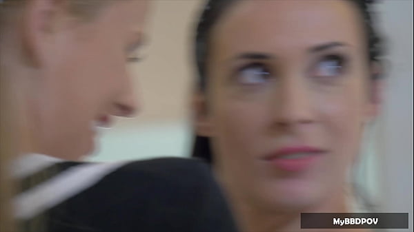 Image Lesbian Threesome Fun At Photoshoot - 4K teaser