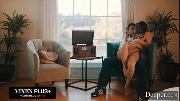 Image VIXENPLUS Ultimate Make Up Sex For Beautiful Eva Lovia