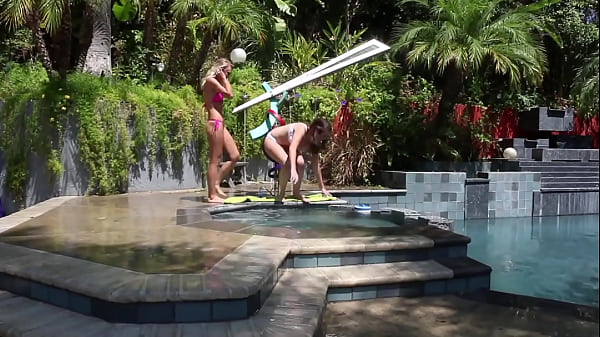 Image MOANING ORGASM LESBOZ