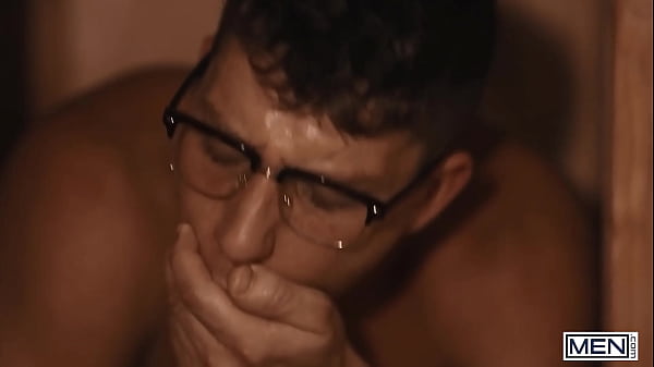 Image MEN - Paul Canon Finds A Glory Hole In An Art Gallery And Sticks His Dick In To Find Pierce Paris's Mouth Waiting