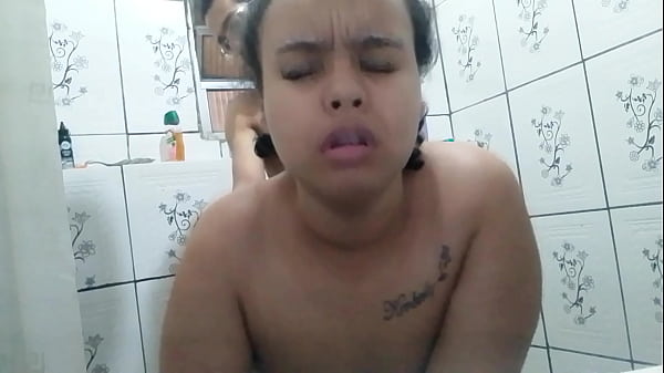 Image A SAFADA DA MINHA ESPOSINHA VEIO ME PROVOCAR NO BANHEIRO BOTEI ELA NA CHAPA E GOZEI DENTRO DA PUTINHA ELA AMA MEU LEITINHO QUENTINHO NA BUCETA DELA