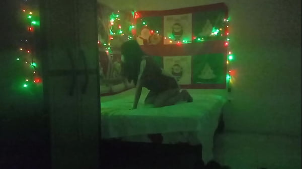 Image I WANTED TO MAKE HOMEMADE PORN BUT I DIDN'T HAVE ANYTHING TO RECORD WITH, SO I USED AN OLD CAMERA TO RECORD MYSELF NAKED AT CHRISTMAS