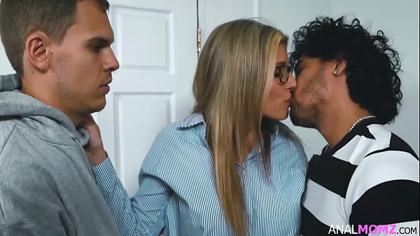 Image Milf Deal With the Consequences of her Affair