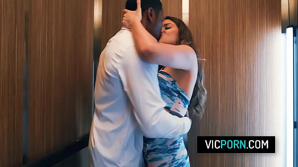 Image Busty latina milf Gizelle Blanco got double penetrated by two studs in the elevator