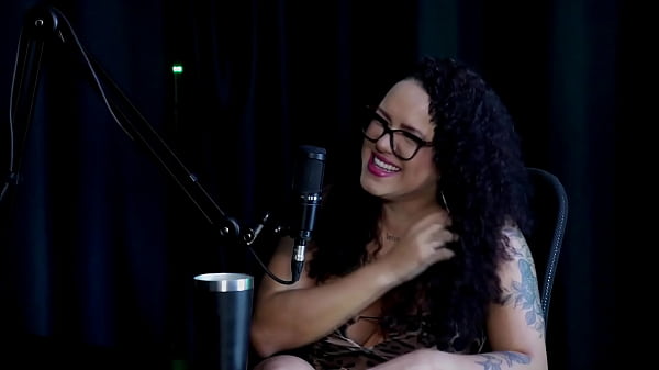 Image N&atilde_o gosta da forma que chupa os peitos, teve a proposta do swing e o exibisionismo, e o ido inusitado foi... - Brunna Sweet (WATCH ON: SHEER/RED)