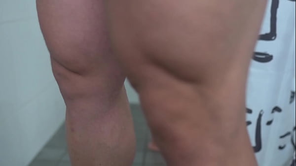 Image Thick Straight Rugby Player Riding Dildo to Handsfree Prostate Cumshot!
