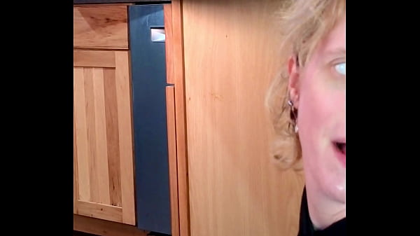 Image Horny wife fisted on the kitchen counter