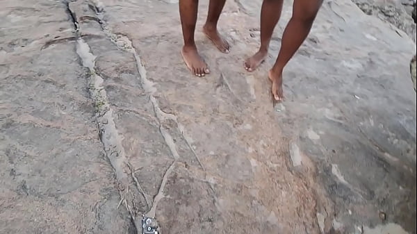 Image Orgia em praia carioca .
