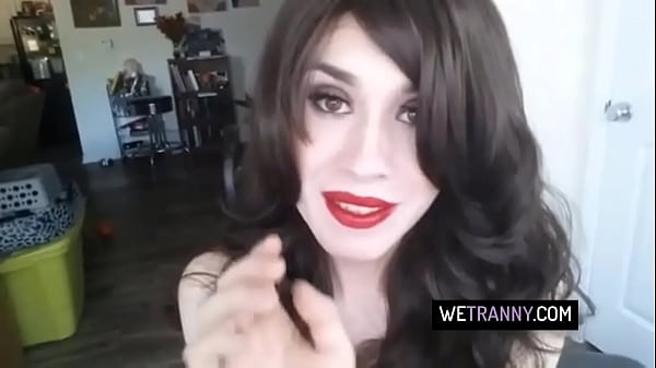 Image Sexy sissy trap masturbates and cumshot