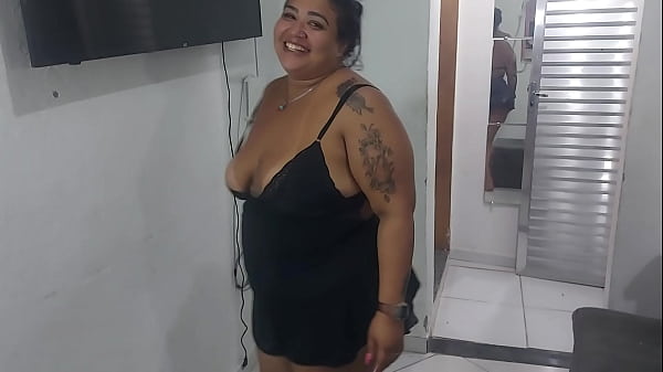 Image Cracudo todo sujo pateu na minha porta dei a buceta pra ele