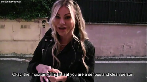 Image Esclusivo - Per 500&euro_ la MILF italiana accetta la proposta indecente - English subtitles