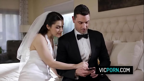 Image Hot Italian bride Valentina Nappi analed on her wedding day
