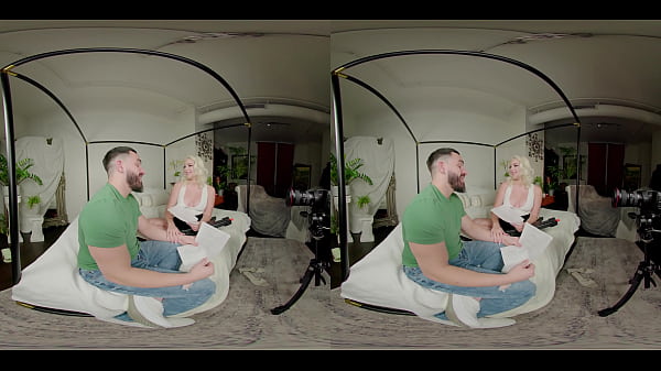 Image Petite Teen's First Casting Cumshot - Virtual Real Porn
