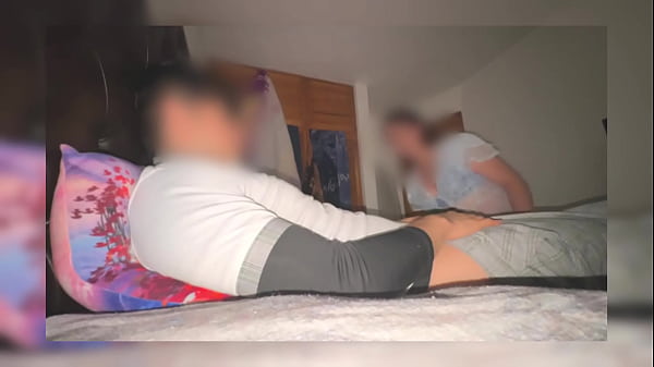 Image MADRASTRA Encuentra a su HIJASTRO Masturbandose en su Cuarto!! El Celular se Queda GRABANDO TODO!! SE&Ntilde_ORA MILF Mexicana! Video Casero!