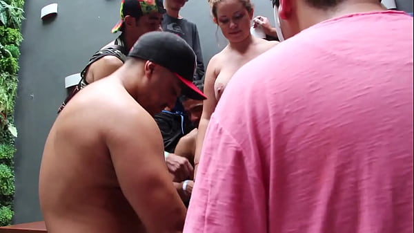 Image Gangbang com a puta da minha ex