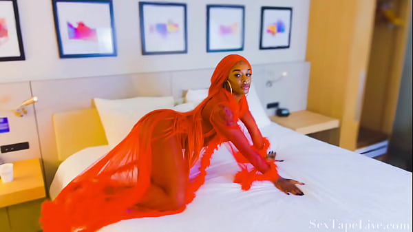 Image Stunning Ebony Redhead shows her dildo skills