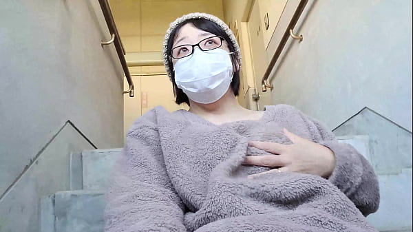 Image A married woman gets excited by outdoor masturbation：The full video is&rarr_https://www.xvideos.red/channels/aika-frau