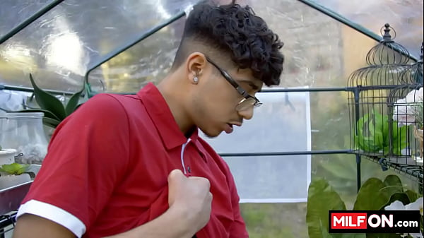 Image Big ass blondie with amazing big natural tits fucked in her garden - Jenna Starr, Diego Perez