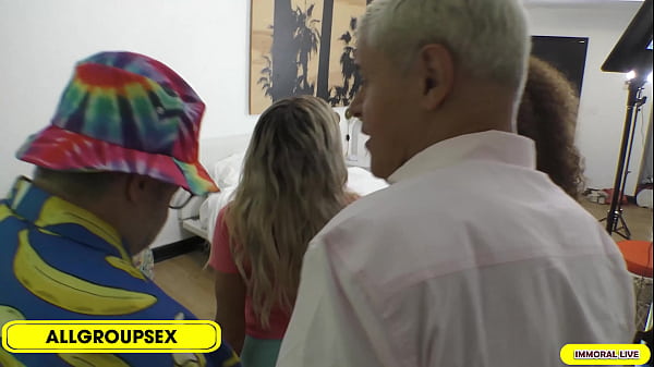 Image WILLOW RDYER & VIVIANNE DESILVA EAT CUM off PINEAPPLE in CRAZY THREESOME &ndash_ ALL GROUP SEX 4K