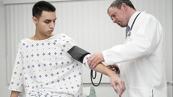 Image Doctor Giving the Protein Dose Into the Patient's Asshole - Doctorblows