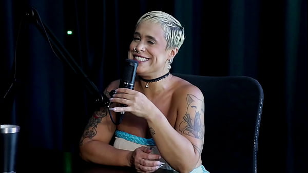 Image Tem um p&uacute_blico misto, &eacute_ MILF, pegou um que brochou e j&aacute_ passou muita raiva, por isso escolhe suas batalhas - Just Joana (WATCH ON: SHEER/RED)