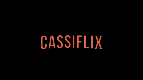 Image Pegamos o Uber e fodemos gostoso depois da praia comeram minha buceta e meu cu bem gostoso - Completo no Cassiflix.