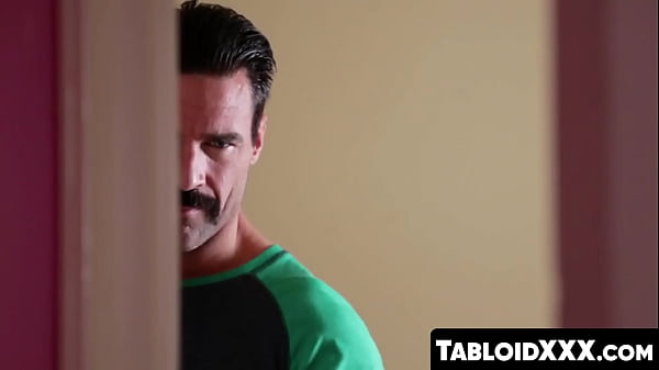 Image TabloidXXX.com - Summer Day's taboo cam show with stepdaddy goes explicit