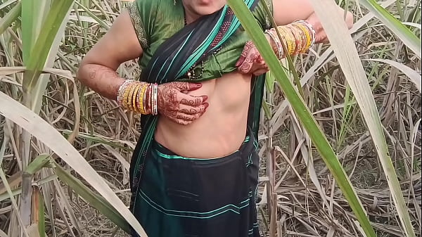 Image Indian Desi Village new outdoor Indian village outdoor public pissing
