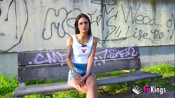 Image Sexy Latina Breiny Zoe has met lots of guys, but now she wants a deep hardcore fuck!!