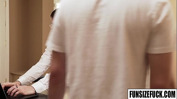 Image Marcus Rivers uccessfully balanced himself on top of the older man Doctor LEgrand Wolf as he takes his cock deep in his ass