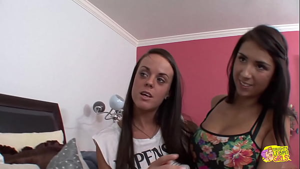 Image Birthday surprise ends with the lesbos Evi Fox, Rahyndee James and Abigail Mac using strapons